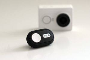 Xiaomi-Yi-Camera-Bluetooth-Remote-Controller-Shutter-блутут-дистанционно-екшън-камера-спортна-видео-1
