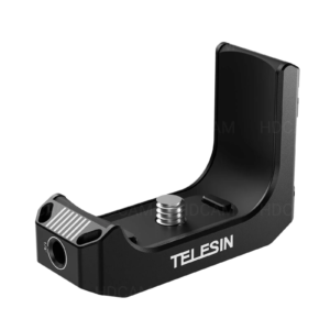 Черен L-образен хоризонтален адаптер Telesin за Insta360 X4 X5 от метал.